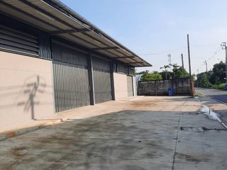 出租 公寓 独立屋 在 Bang Bua Thong, Nonthaburi