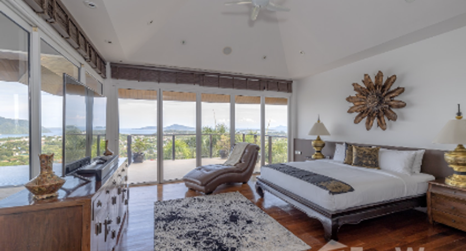 For rent 6 bedrooms villa in Mueang Phuket, Phuket