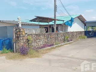 Продажа Участок в Ban Bueng, Чонбури