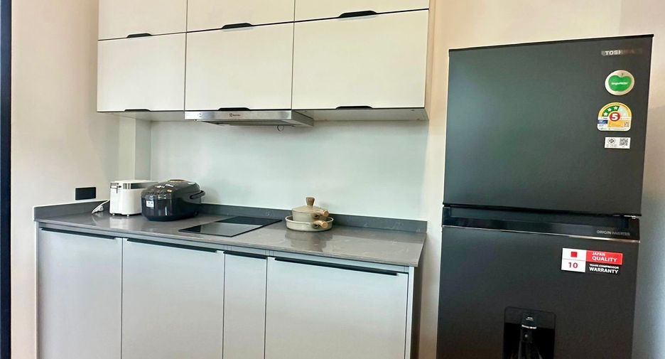 For rent 3 bedrooms villa in Mueang Phuket, Phuket