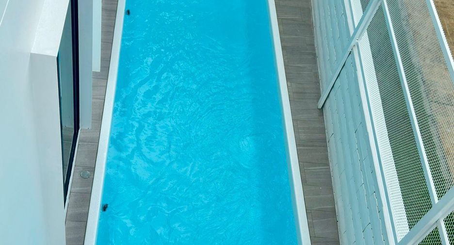 For rent 3 bedrooms villa in Mueang Phuket, Phuket