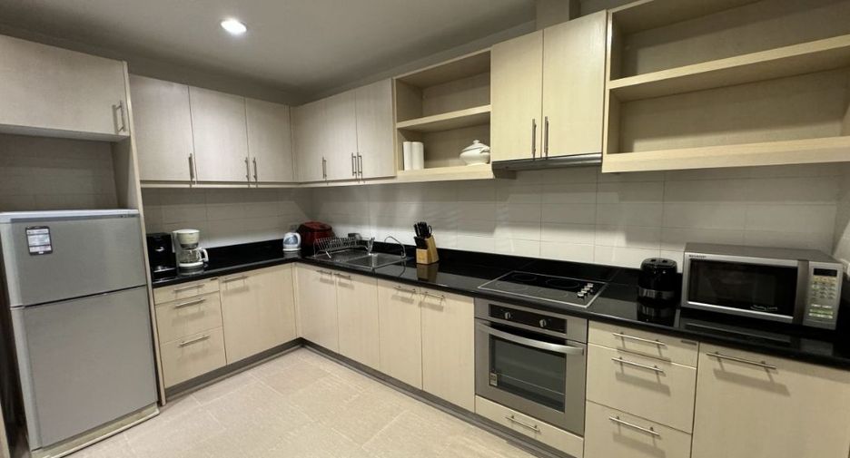 For rent 2 bedrooms townhouse in Thalang, Phuket