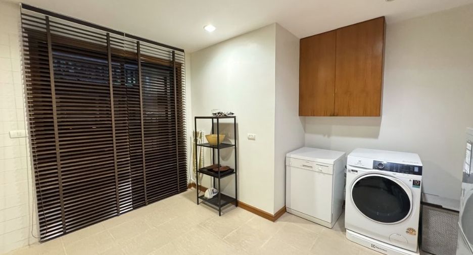 For rent 2 bedrooms townhouse in Thalang, Phuket