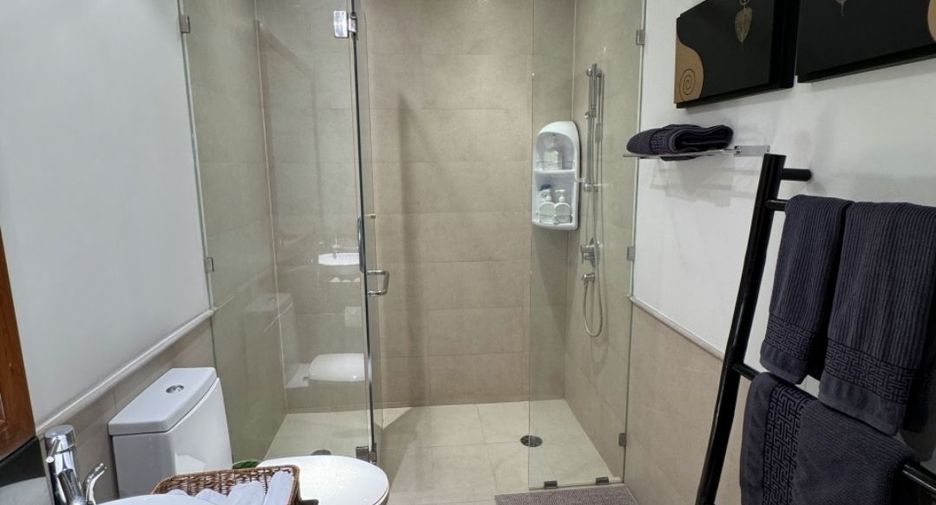 For rent 2 bedrooms townhouse in Thalang, Phuket