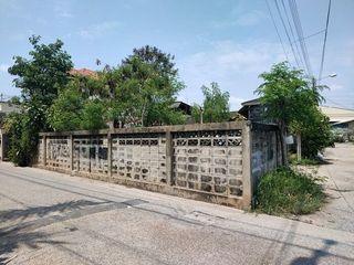 出售 土地 在 Bang Khun Thian, 曼谷