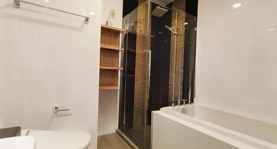 For sale and for rent 1 bed condo in Si Racha, Chonburi