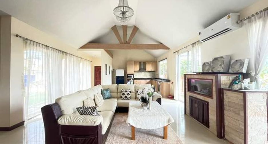 For rent 4 bedrooms house in Bang Lamung, Chonburi