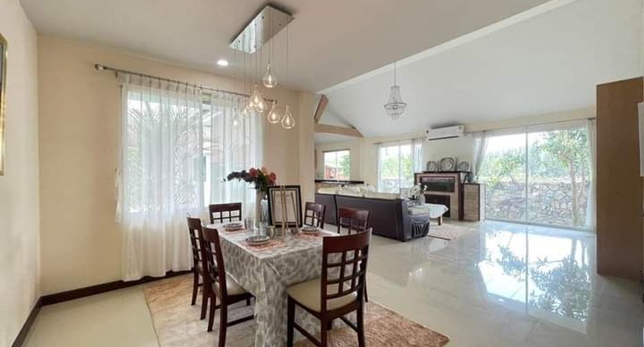 For rent 4 bedrooms house in Bang Lamung, Chonburi