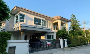 For sale 5 ベッドルーム house in Mueang Samut Prakan, Samut Prakan