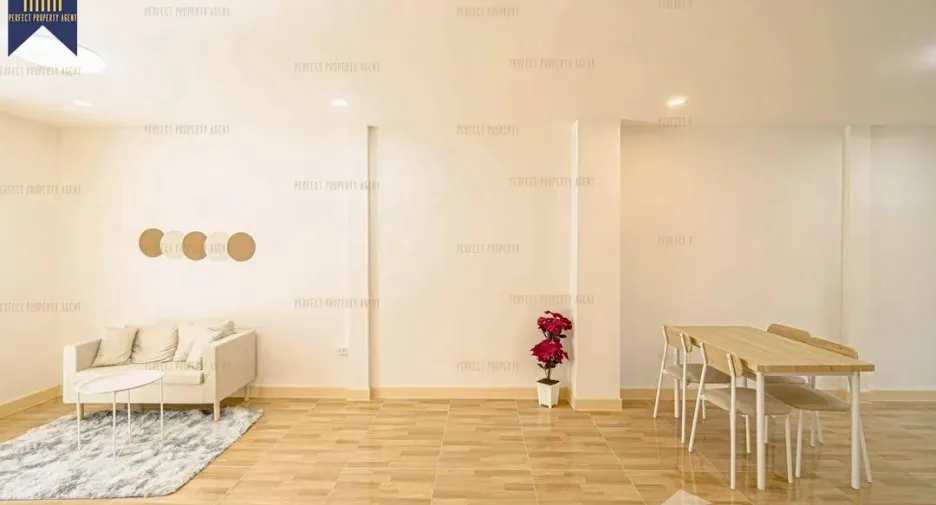 For sale 5 bedrooms townhouse in Bang Bua Thong, Nonthaburi