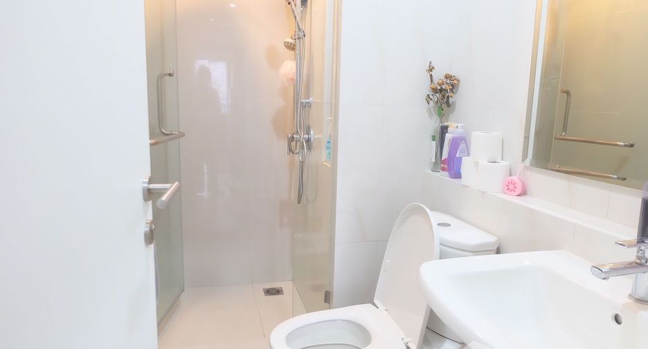 For sale and for rent 1 bed condo in Bang Phli, Samut Prakan