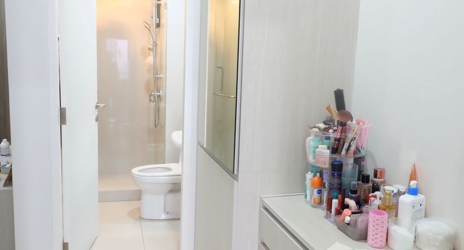 For sale and for rent 1 bed condo in Bang Phli, Samut Prakan