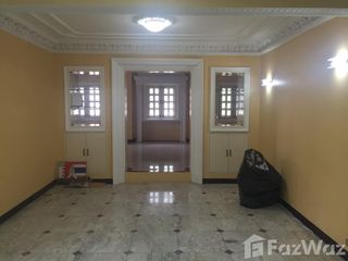 For sale 4 bedrooms townhouse in Din Daeng, Bangkok