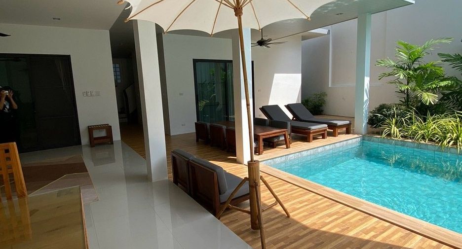 For sale 4 bedrooms villa in Mueang Phuket, Phuket