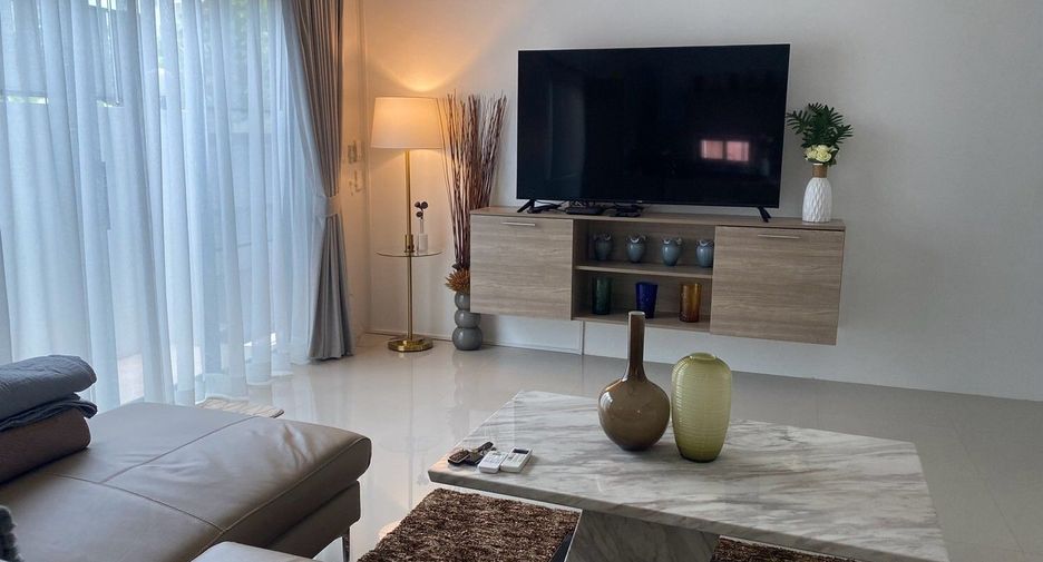 For sale 4 bedrooms villa in Mueang Phuket, Phuket