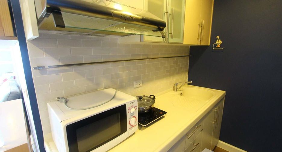 Wohnung zum Kauf und zur Miete mit Studio in Khlong San, Bangkok