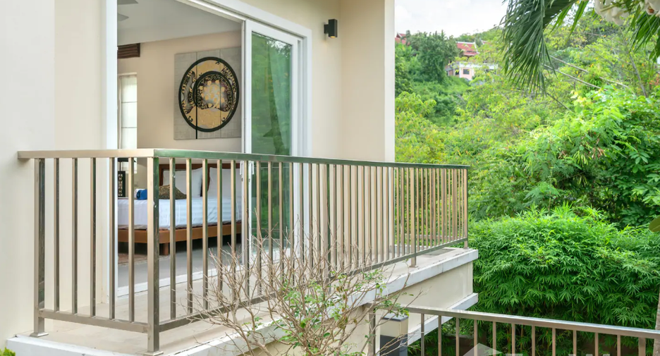 For rent 5 bedrooms villa in Mueang Phuket, Phuket