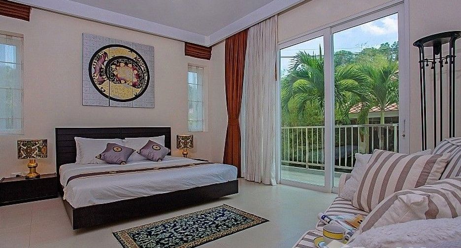 For rent 5 bedrooms villa in Mueang Phuket, Phuket
