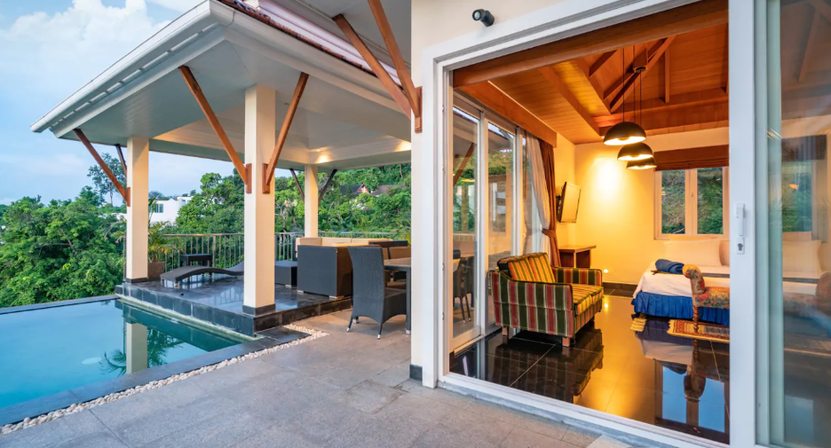 For rent 5 bedrooms villa in Mueang Phuket, Phuket