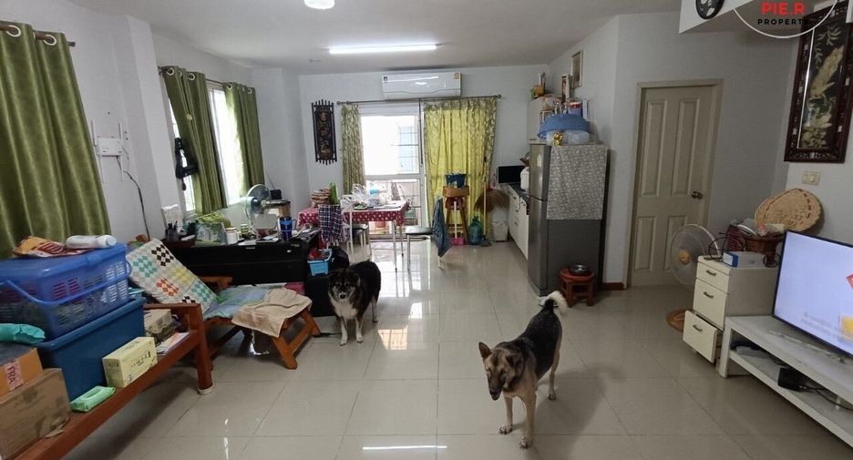 Reihenhaus zum Kauf mit 3 Zimmer in Lam Luk Ka, Pathum Thani