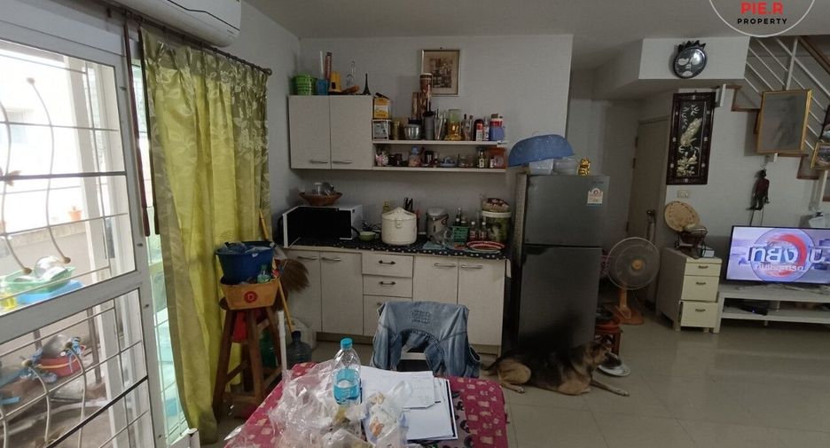 For sale 3 bedrooms townhouse in Lam Luk Ka, Pathum Thani
