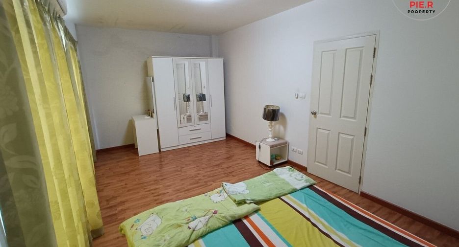 For sale 3 bedrooms townhouse in Lam Luk Ka, Pathum Thani
