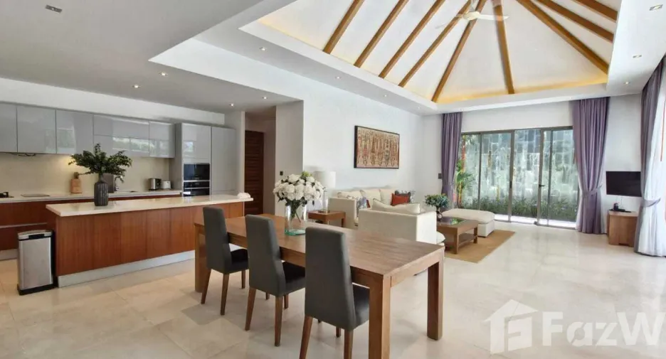 For rent 4 bedrooms villa in Thalang, Phuket