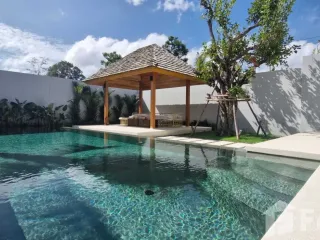 Villa en alquiler de 4 habitaciones en Thalang, Phuket