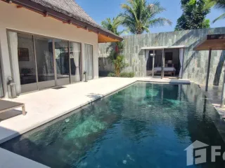 Villa en alquiler de 4 habitaciones en Thalang, Phuket