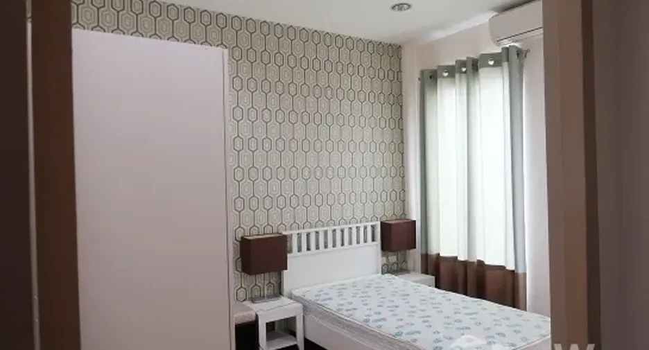 For sale 3 bedrooms townhouse in Mueang Samut Prakan, Samut Prakan