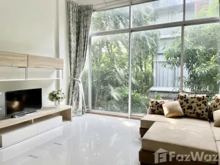 For sale 3 ベッドルーム townhouse in Khan Na Yao, Bangkok