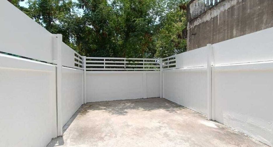 Reihenhaus zum Kauf mit 3 Zimmer in Sai Mai, Bangkok