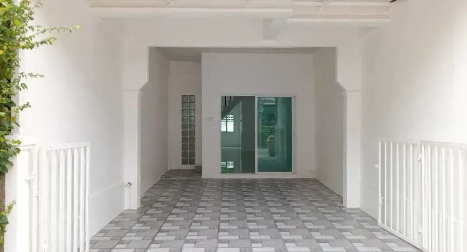 Reihenhaus zum Kauf mit 3 Zimmer in Sai Mai, Bangkok