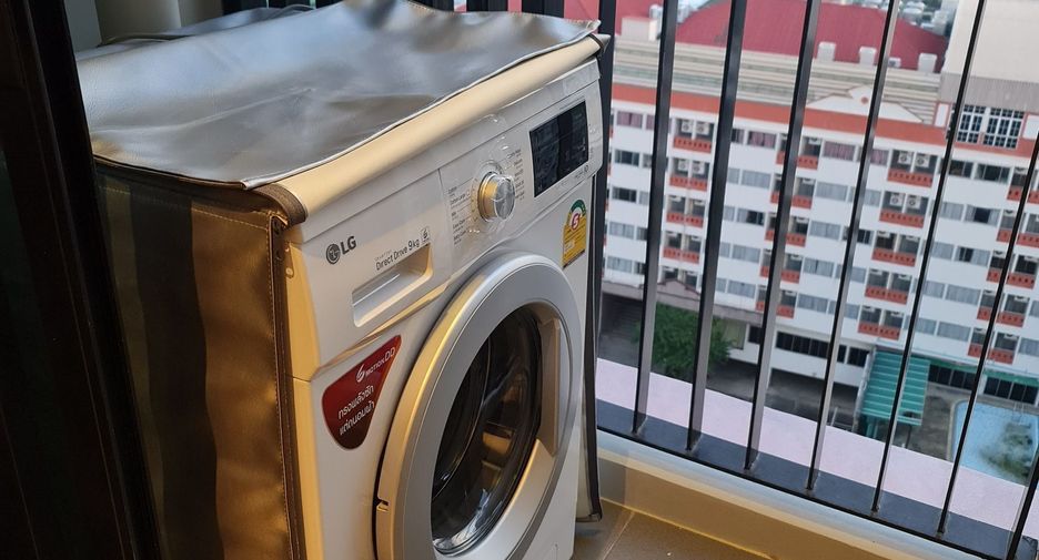 For sale 1 bed condo in Chom Thong, Bangkok