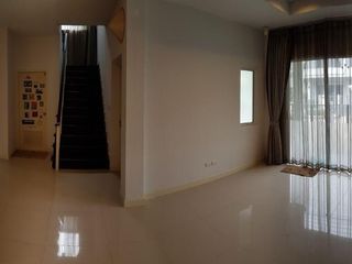出售 3 卧室 独立屋 在 Khan Na Yao, 曼谷