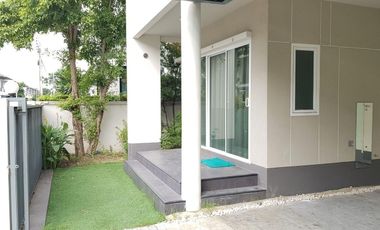 For sale 3 bedrooms house in Khan Na Yao, Bangkok