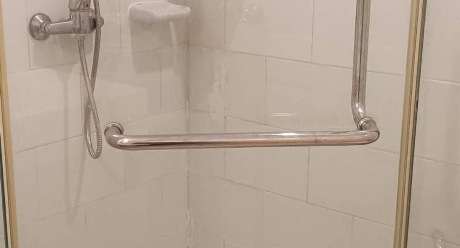For sale and for rent studio condo in Khlong San, Bangkok