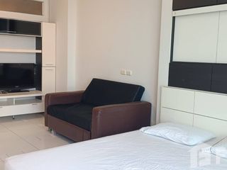 Condo en venta y en alquiler de estudio en Khlong San, Bangkok