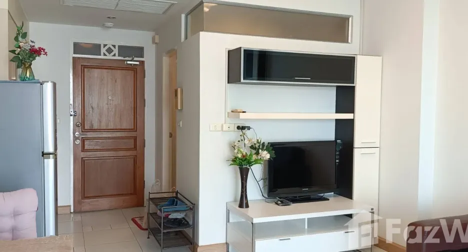 For sale and for rent studio condo in Khlong San, Bangkok