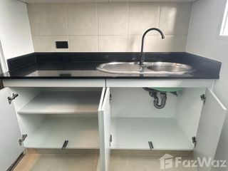 À vendre studio condo à Huai Khwang, Bangkok
