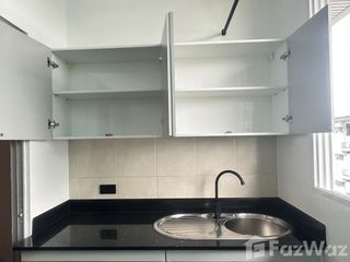 À vendre studio condo à Huai Khwang, Bangkok