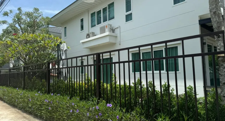 Casa en alquiler de 4 habitaciones en Thalang, Phuket