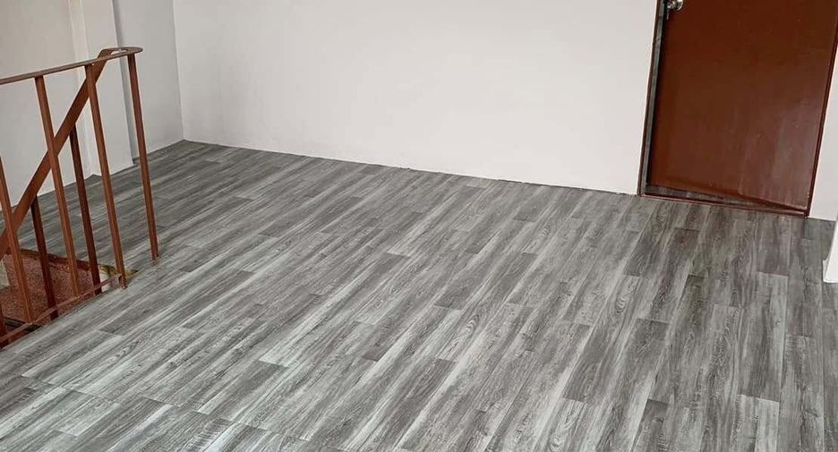 For rent and for sale retail Space in Bangkok Noi, Bangkok