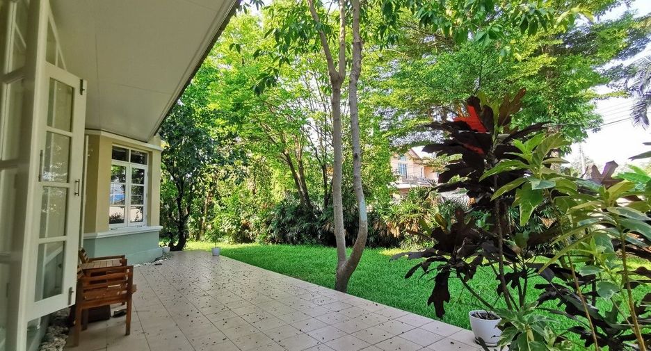 For sale 3 bedrooms house in Prawet, Bangkok