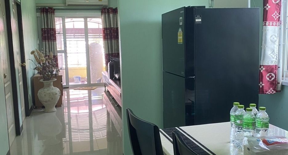For sale 2 bedrooms townhouse in Phatthana Nikhom, Lopburi