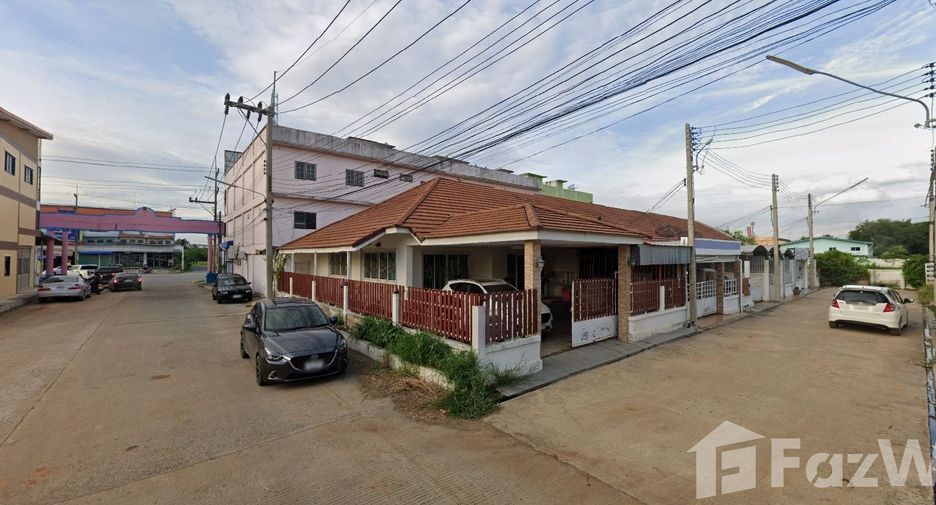 For sale 2 bedrooms townhouse in Phatthana Nikhom, Lopburi