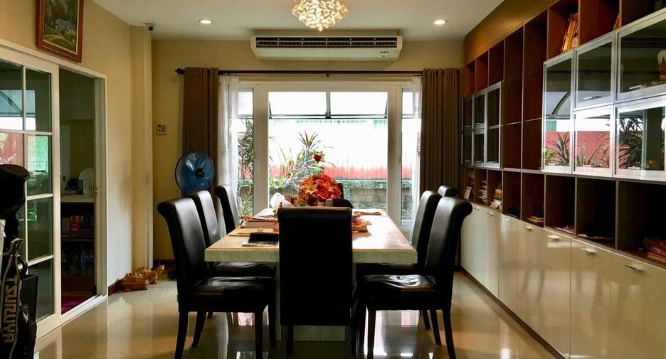 For sale 4 bedrooms house in Bueng Kum, Bangkok