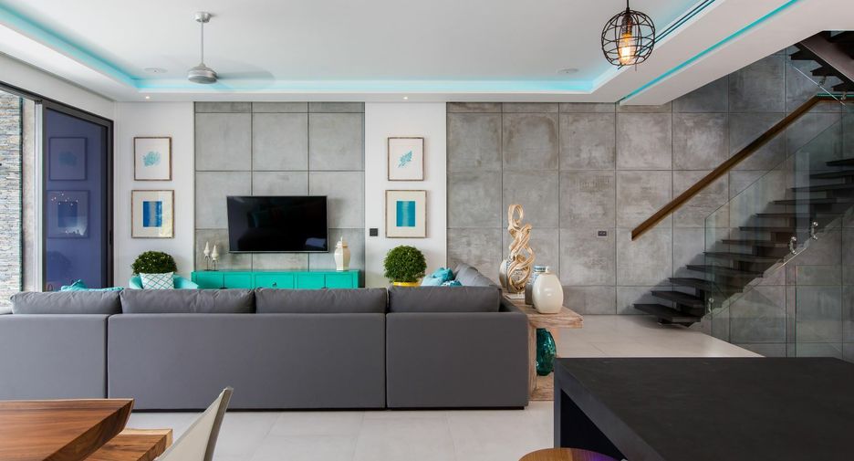 For sale 5 bedrooms villa in Mueang Phuket, Phuket