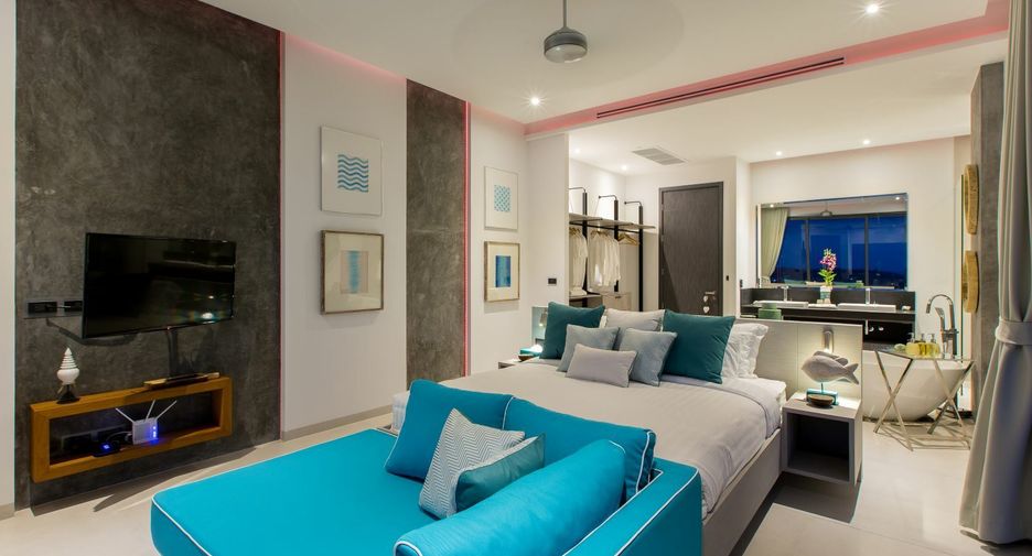 For sale 5 bedrooms villa in Mueang Phuket, Phuket