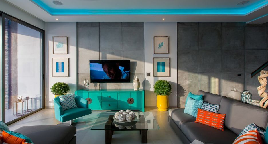 For sale 5 bedrooms villa in Mueang Phuket, Phuket